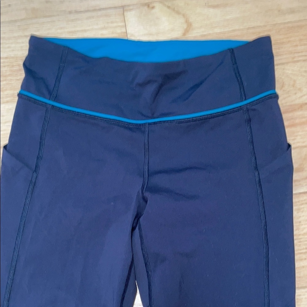 Lululemon Black/Teal Leggings with Reflective Dots -4